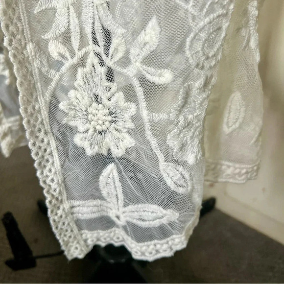 Ember Sheer Lace Sleeveless Kimono Cardigan Size Small - Picture 4 of 8